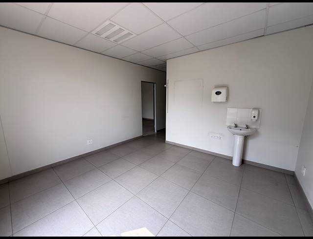 216M² OFFICE TO LET IN ROSEBANK